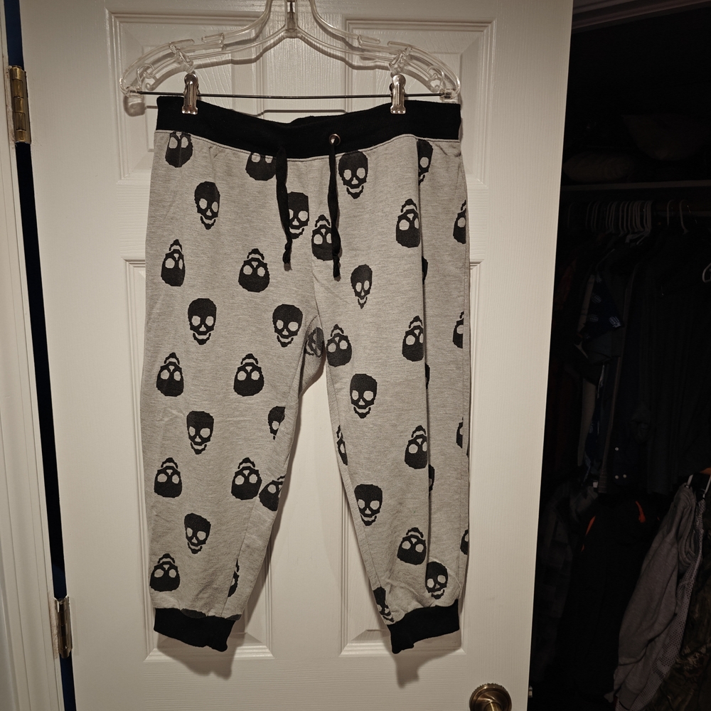 Skull Patterned Black and Gray Joggers